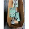 Image 2 : Lot of (3) Allenair 1/8 NPT Poppet Valves Hand Operated 4 Way, HV-4
