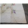Image 2 : Vintage American Quilt w/  Floral Design & 2 Pillowcases 108"x70"