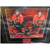 Image 2 : FRAMED CALGARY FLAMES 8X10 CHARITY PHOTO WITH SIGNATURES