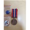 Image 4 : lot of pins & medal