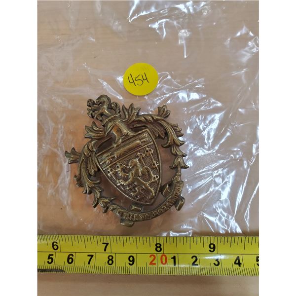ANTIQUE REGIMENT BADGE?