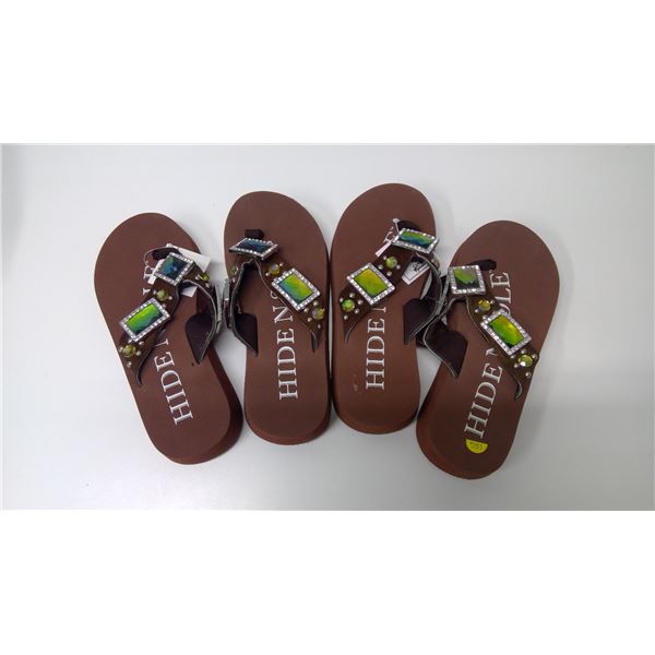 (2) Flip flops (Size: Medium)