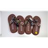 Image 1 : (2) Flip flops (Size: Medium)