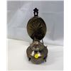 Image 3 : Coal oil lamp