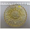 Image 2 : 1 Gold plate Fruit design