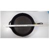 Image 1 : Huge 16" Cast iron frying pan