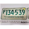 Image 3 : Pair of matching 1974 Saskatchewan license plates - F134-539