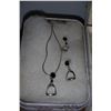 Image 3 : 2 English Stirrup Earring and Necklace Set w/ Bracelet