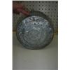 Image 2 : 1 Gallon Galvanized Gas Can w/ Lids