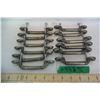 Image 1 : 12 Pull Handles