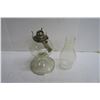 Image 3 : Coal oil lamp with shade