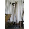 Image 1 : 3 Shovels