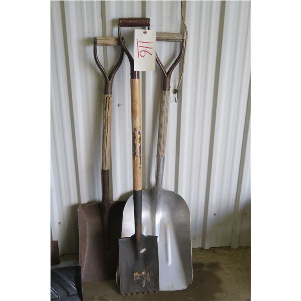 3 Shovels