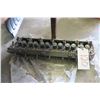 Image 1 : 225 Slant Six Cylinder Head