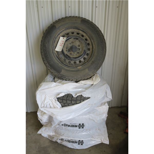 4 Winter Tires on Rims - 225/65R16