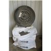 Image 1 : 4 Winter Tires on Rims - 225/65R16