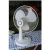 Image 2 : Table Top Fan
