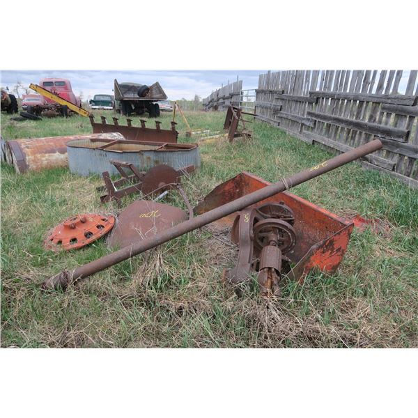 Saw Mandrel, Fresno, Wheel Weights (2), Bucket