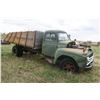 Image 8 : 1950's International Dually L-160 w/ Box - Sold As Is