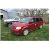Image 1 : 2008 Dodge Grand Caravan - Approx. 200 000km, Transmission Issues, Won't Start - VIN: 2D8HN44H48R756