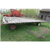Image 2 : Bale Wagon IH - 18ft x 10ft