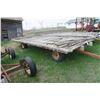 Image 4 : Bale Wagon IH - 18ft x 10ft