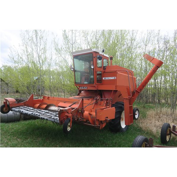 White 5542 Combine - Non-Running