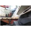 Image 15 : 706 IH Comes with Doal Loader 300 - Tires Rear 18.4x34 - 72HP