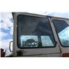 Image 19 : 706 IH Comes with Doal Loader 300 - Tires Rear 18.4x34 - 72HP