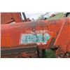 Image 5 : 706 IH Comes with Doal Loader 300 - Tires Rear 18.4x34 - 72HP