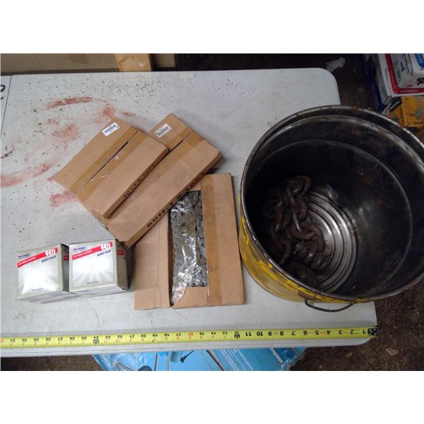 Bucket of Chains and Wagner Beams