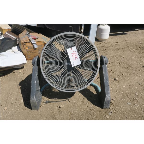 Floor Fan - 21" Across