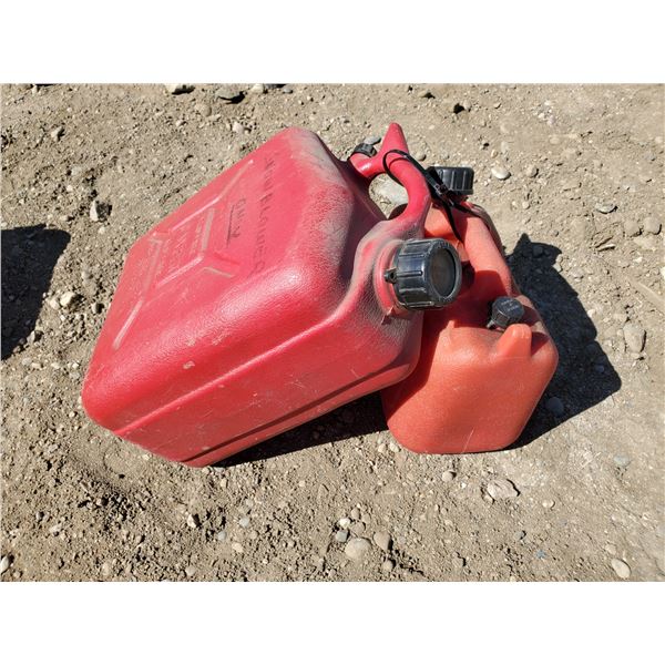 2 GAS CANS