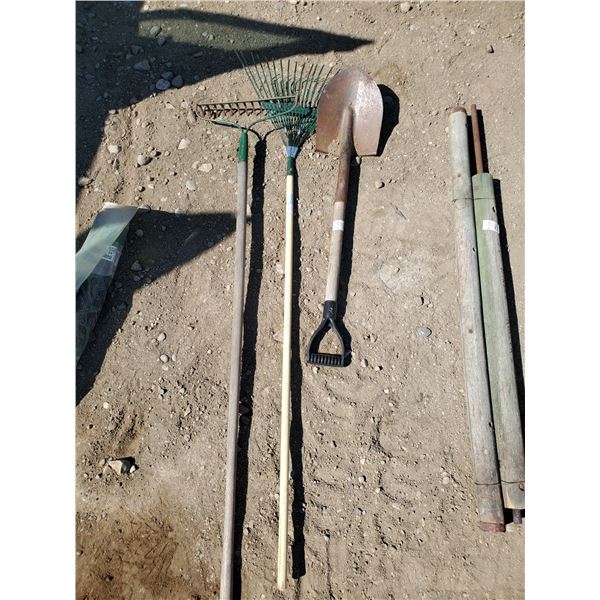 2 RAKES & SPADE