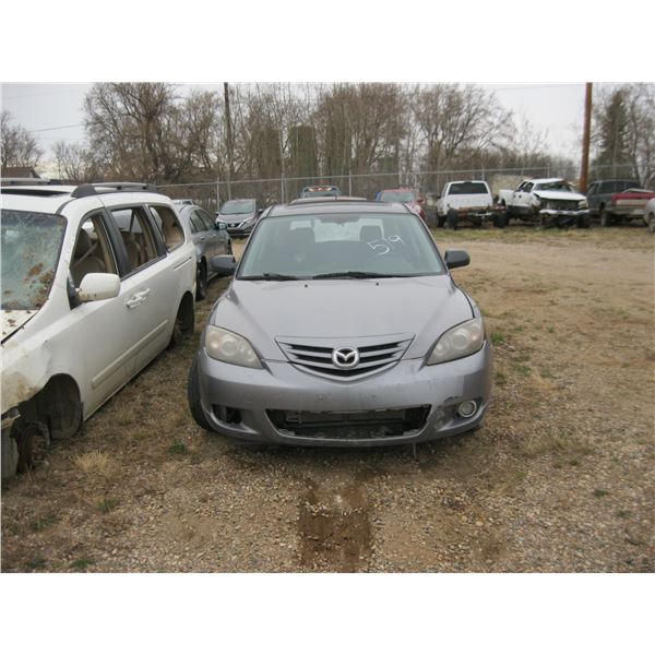 2007 Mazda 3 (grey) *No Keys* JM1BK343071722856