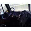 Image 6 : Freightliner Tandem Gravel Truck - 425 CAT Engine, 18 Speed, Eaton Fuller Transmission (has keys)