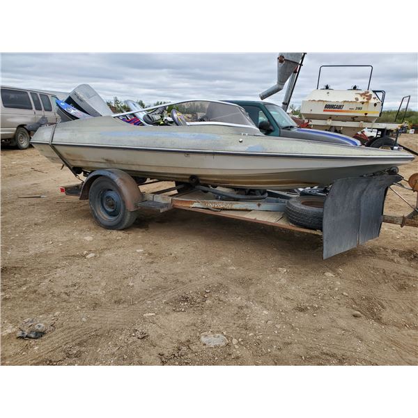 15' FIBERGLASS SEA RAY W/ 120 HP OUTBOARD & 1981 UNIVISION TRAILER HB105100581 *CONTENTS IN BOAT SOL