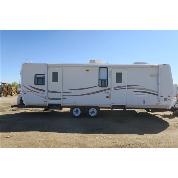 Sportsman 2803P Camper 29' x 8' - Locks & Has keys -  Wheel Chair Accessible