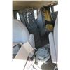 Image 15 : 2002 FORD ECONOLINE E350 SD EXT DIESEL Wheel Chair Accessible 1FBSS31FX2HA48346 (has keys) Sold As I