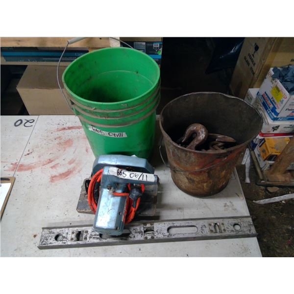 Buckets of Chains and Hooks, Black & Decker 7 1/4" Circular Saw