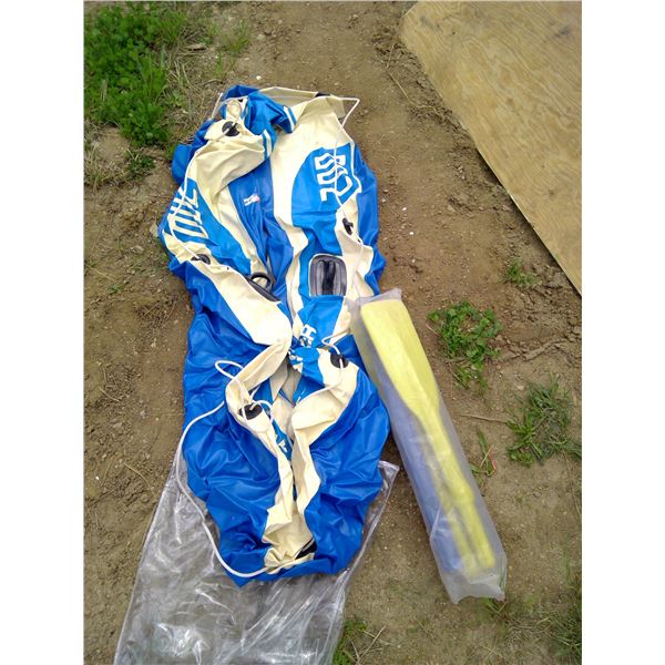 Inflatable Boat w/ 2 Paddles