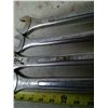 Image 2 : 4 Large Westward Sockets
