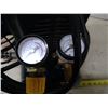 Image 3 : Mastercraft 2 Gal Compressor w/ Air Blower