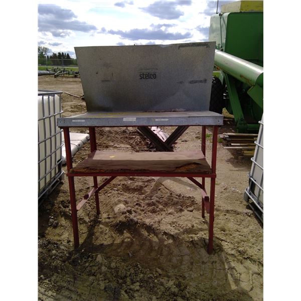 Stelco Workbench
