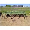 Image 1 : John Deere Cultivator 12'