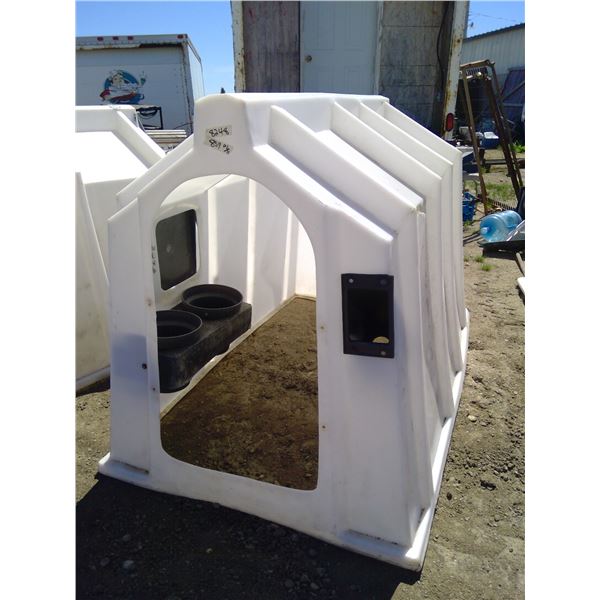 Calf Shelter 66"x48"x52"