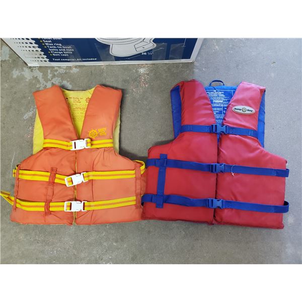 2 Life Jackets