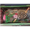 Image 2 : TOOL BOX FULL OF GROOMING TOOLS