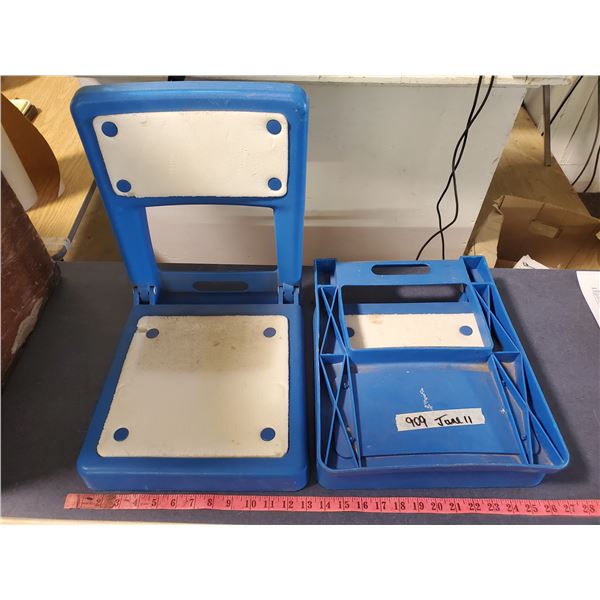 2 FOLDING BOAT SEATS