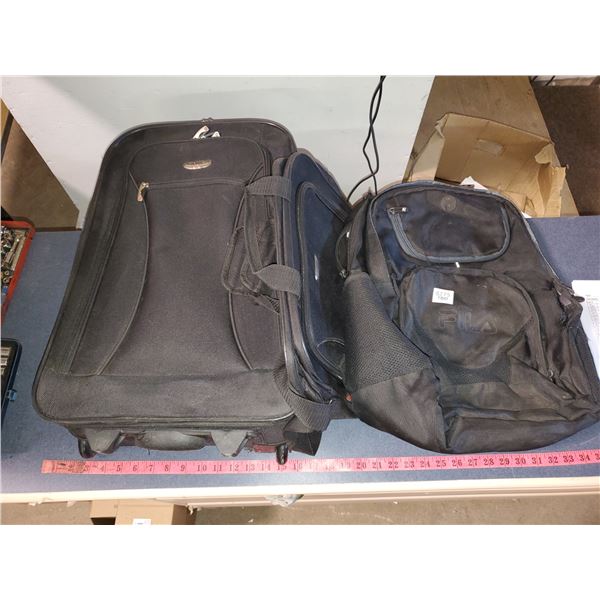 2 TRAVEL BAGS & BACKPACK